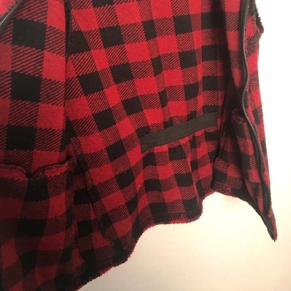 Woolrich Buffalo plaid zip up vest‎ red black medium - Picture 5 of 10